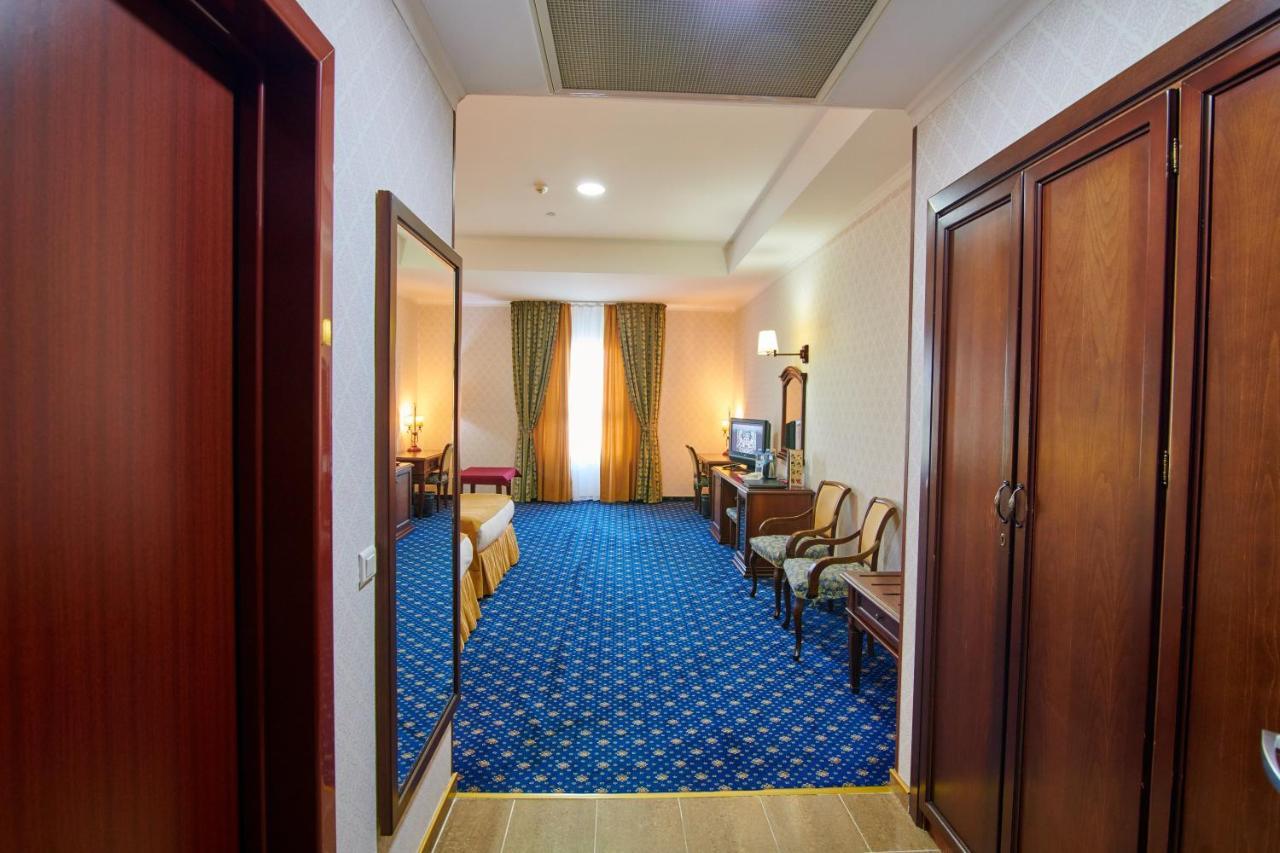 Grand Hotel Victory Aktau  Extérieur photo