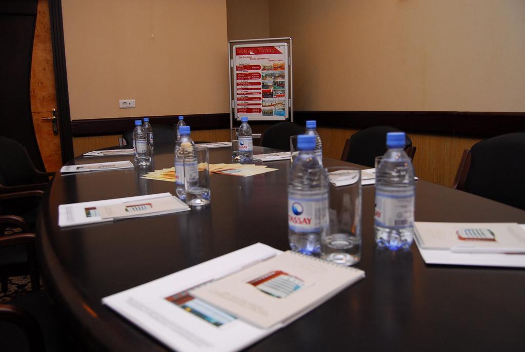 Grand Hotel Victory Aktau  Extérieur photo Meeting room